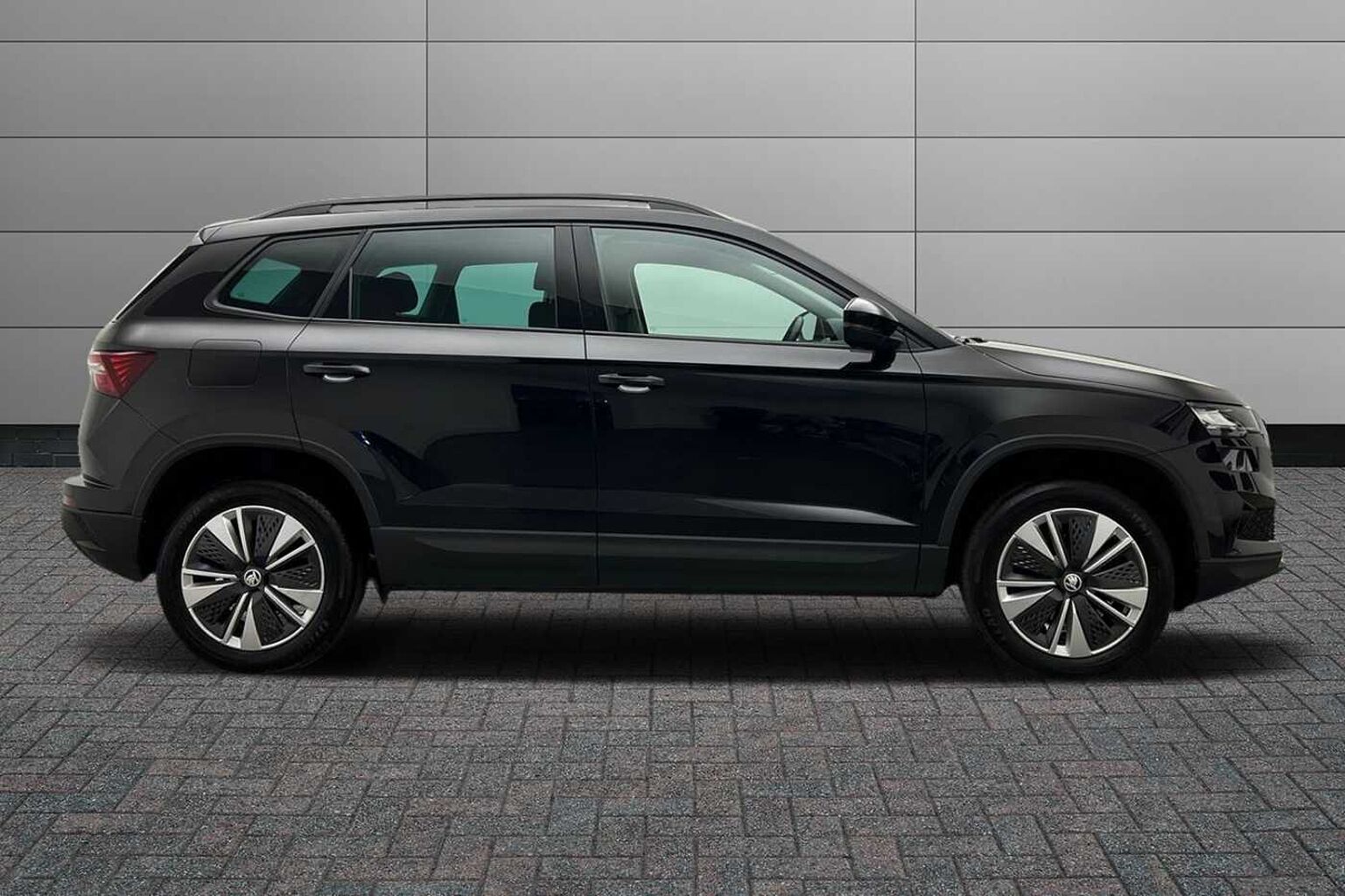 SKODA Karoq SUV 1.0 TSI (110ps) SE Drive