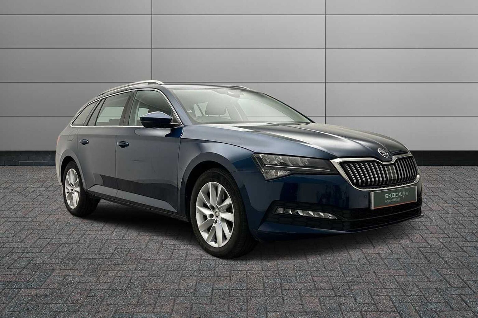 SKODA Superb 2.0 TDI SCR 200ps SE DSG Estate